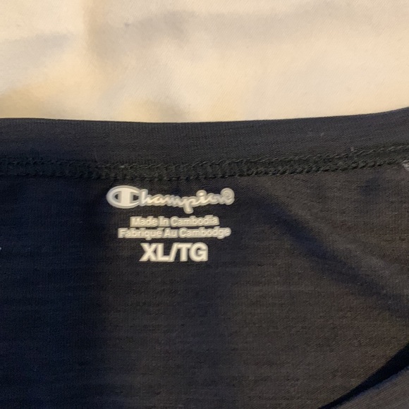 Champion long sleeve , fitted top, Black with Grey stitching detail. XL. - Picture 6 of 8